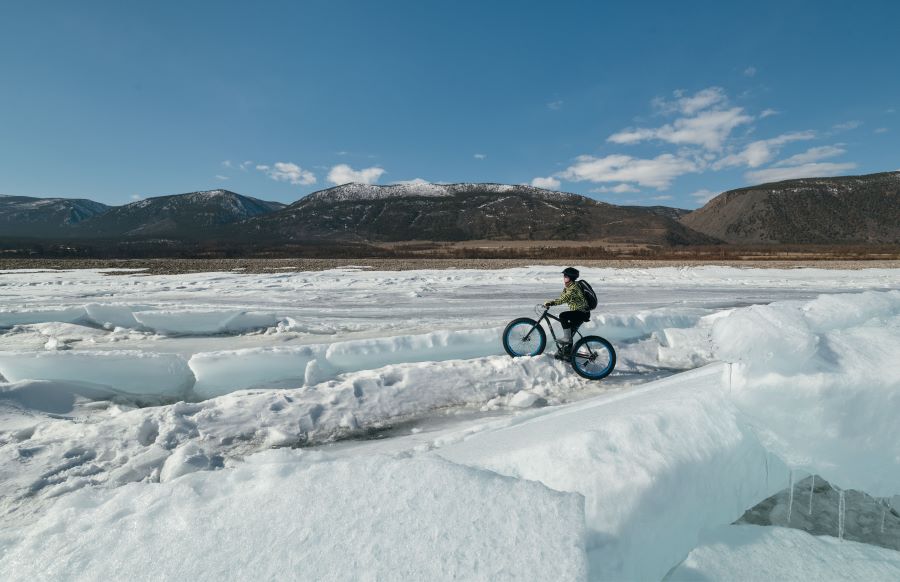 Fat bike alleviating stress and pressure on the body